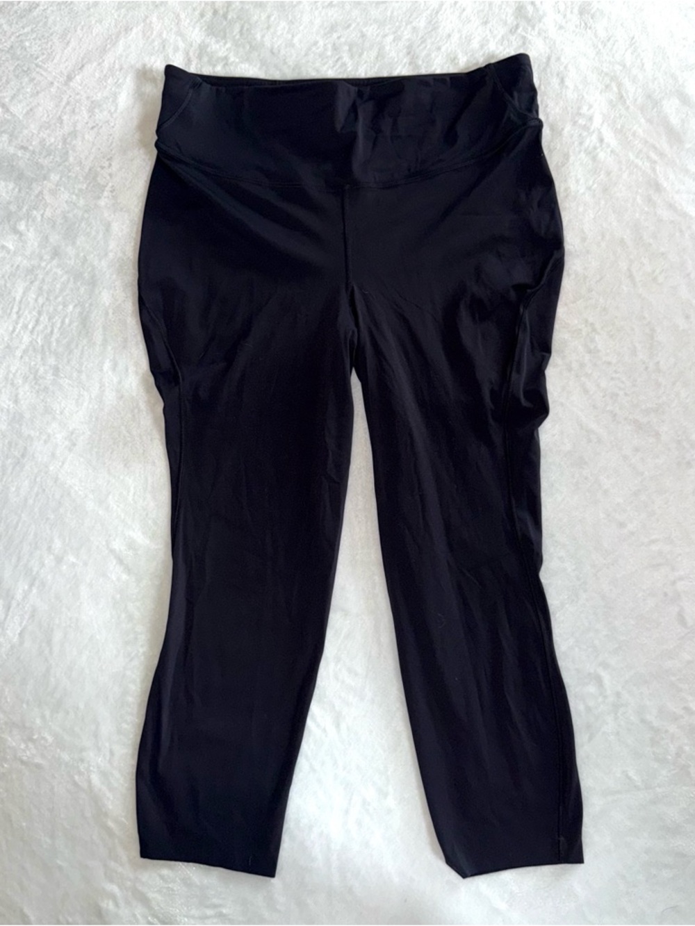 LULULEMON Base Pace High Rise Crop Legging 23” in Black size 14 - Picture 3 of 7